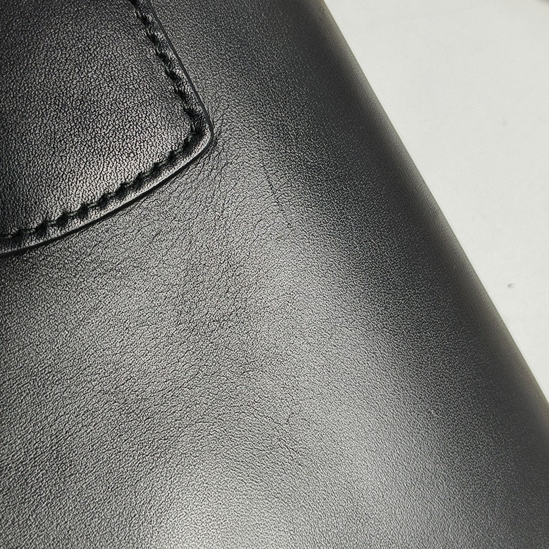 Animalier Calfskin Black