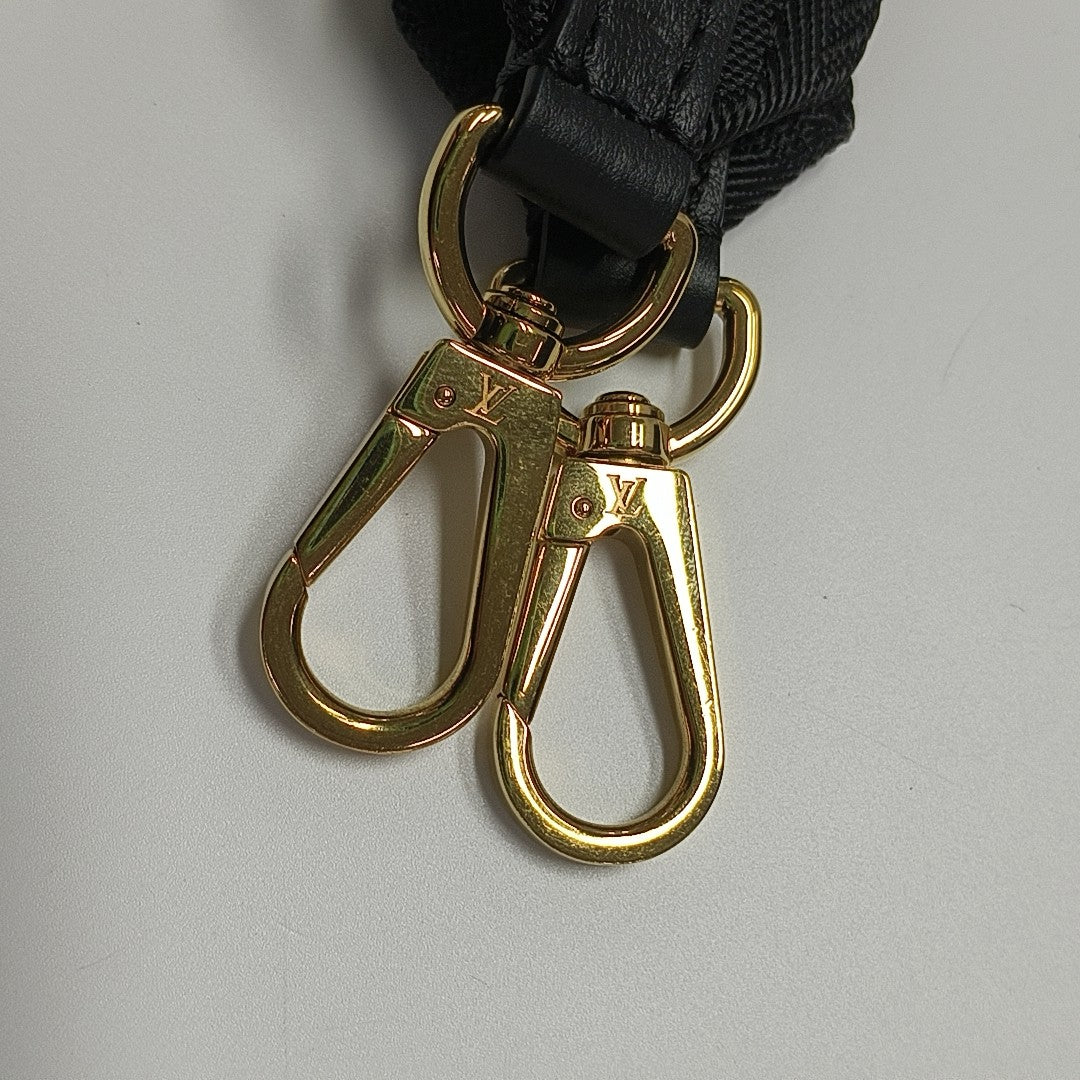 WALLET ON STRAP Monogram Calfskin Black