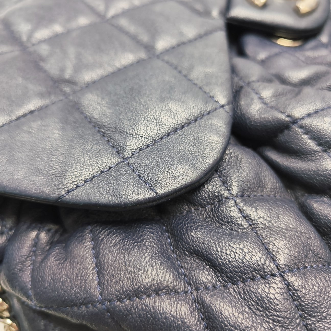 Around Chain Quilted Lambskin Blue