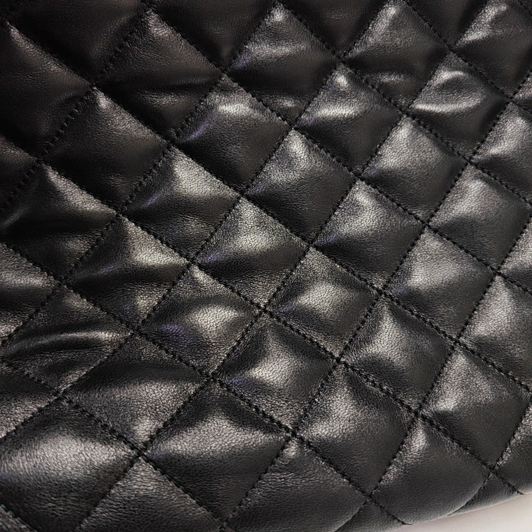 ICARE Extra Large Quilted Lambskin Black