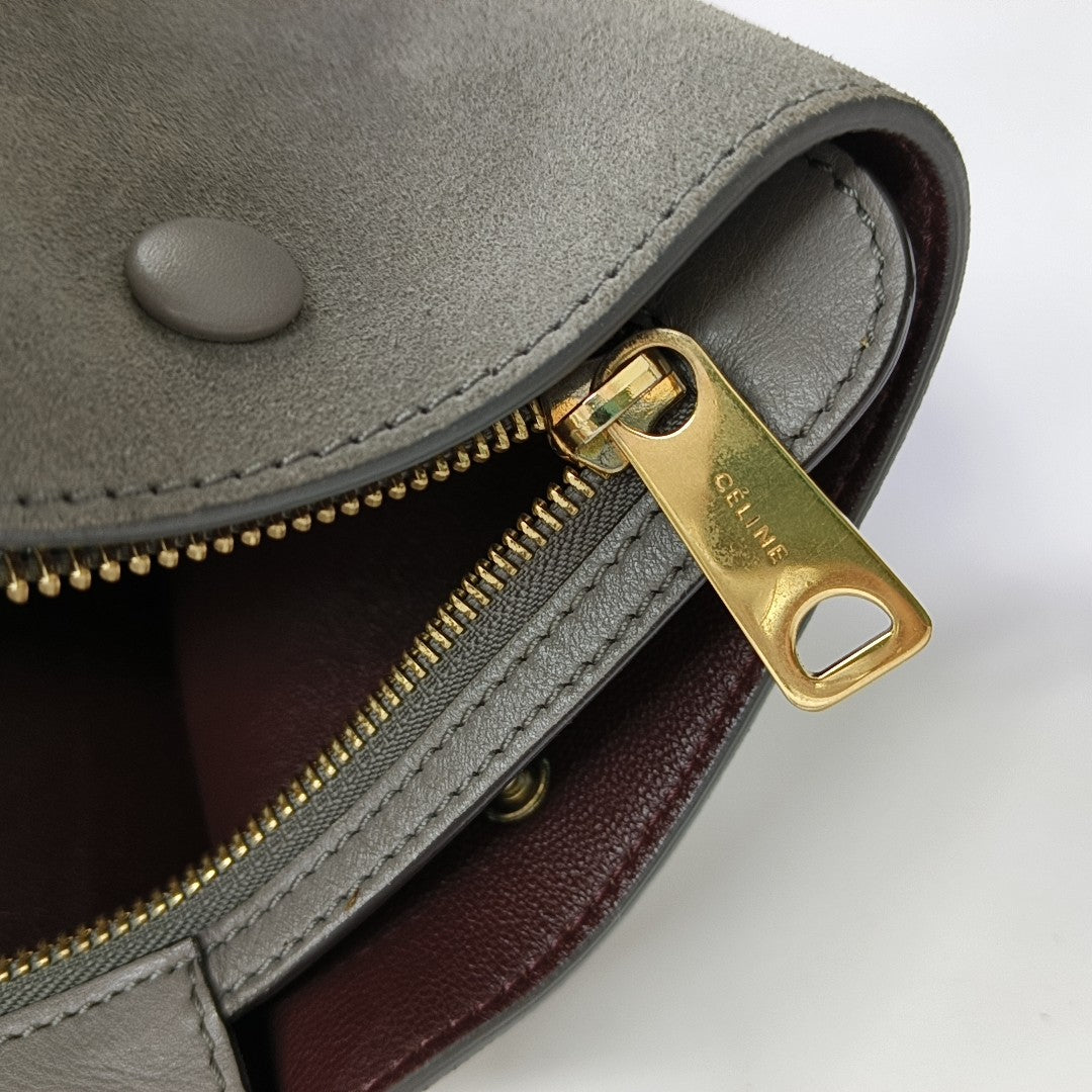 TRAPEZE Medium Suede Gray