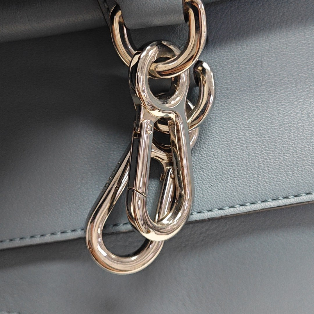 Puzzle Medium Calfskin Blue
