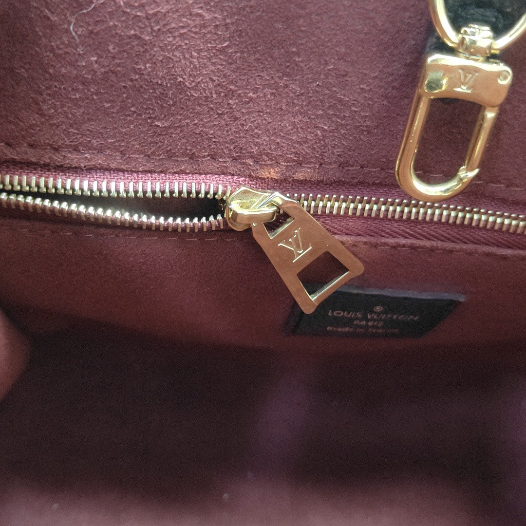 ONTHEGO PM Calfskin Black