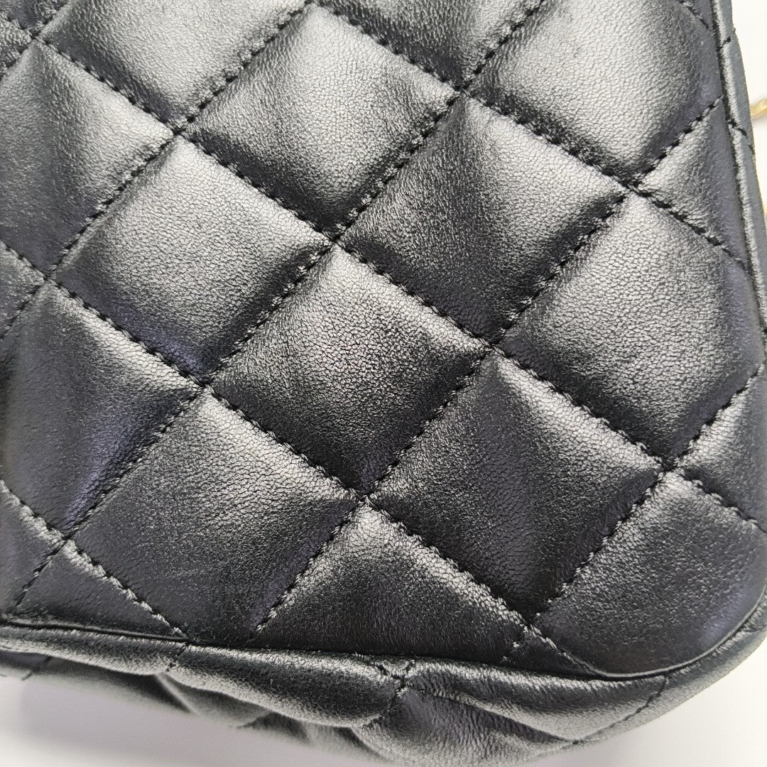 CHANEL 19 Small Quilted Lambskin Black