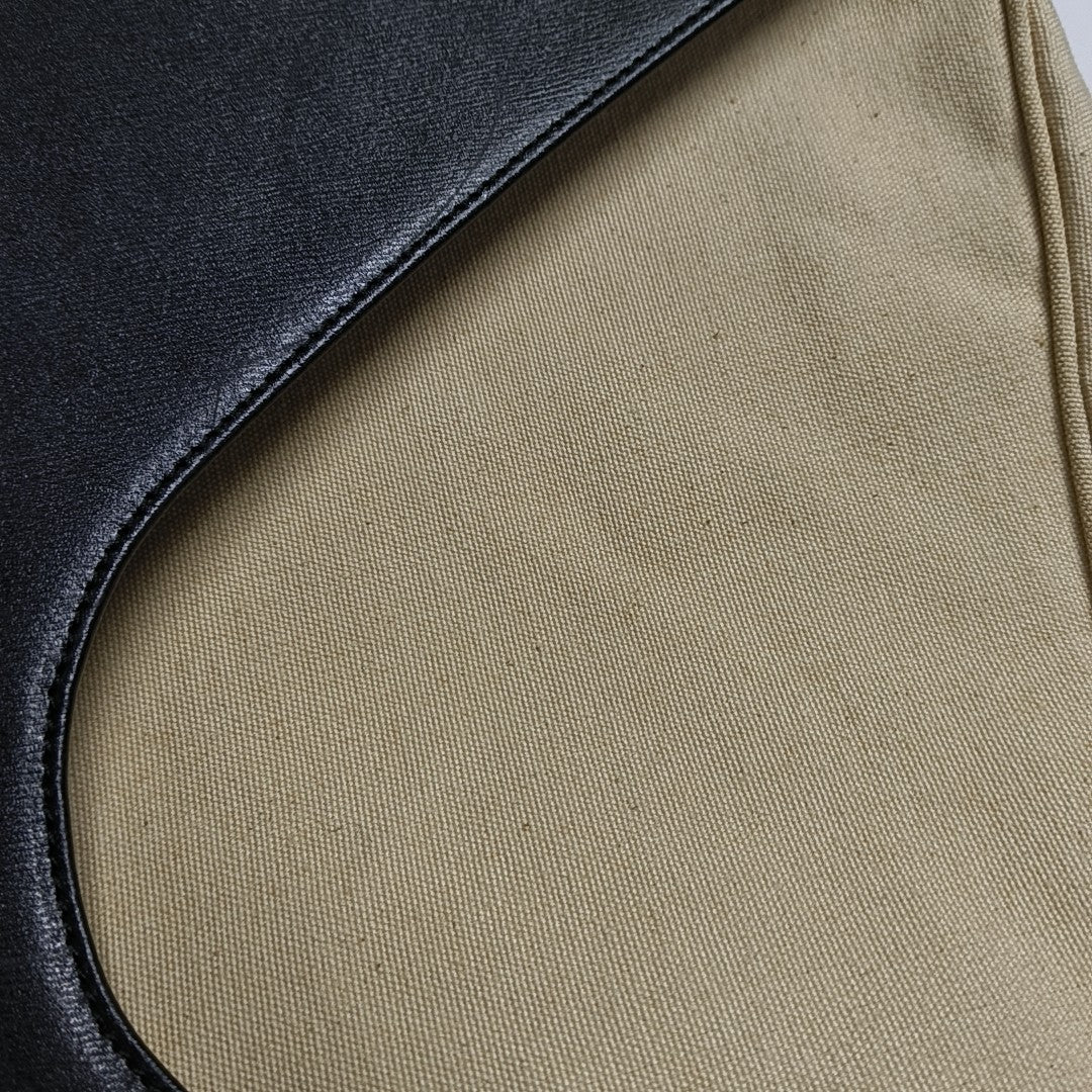 Canvas Beige