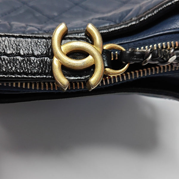 GABRIELLE Small Quilted Calfskin Blue