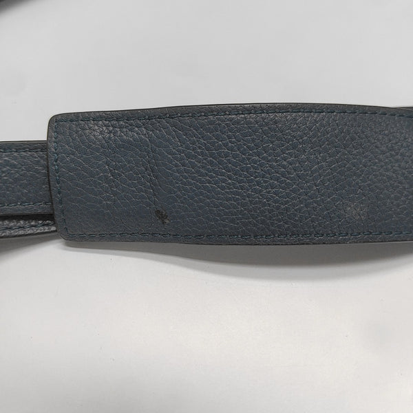 TRAPEZE Medium Calfskin Blue