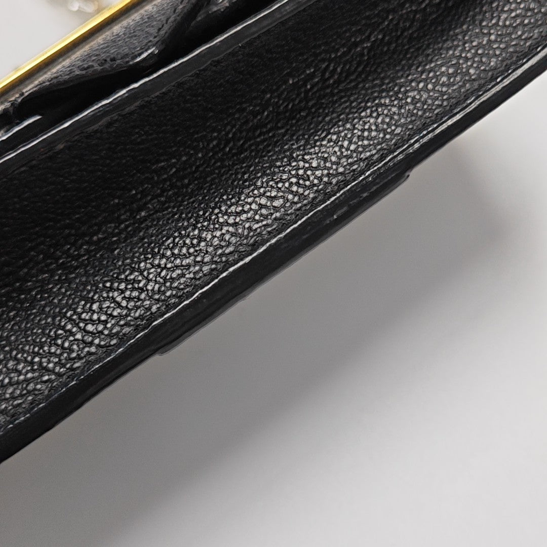 Buckle Calfskin Black