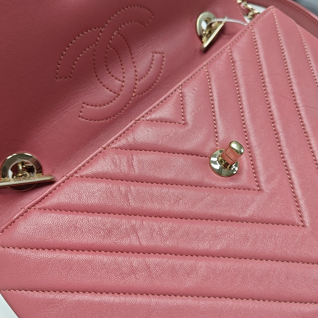 TRENDY CC Chevron Lambskin Pink