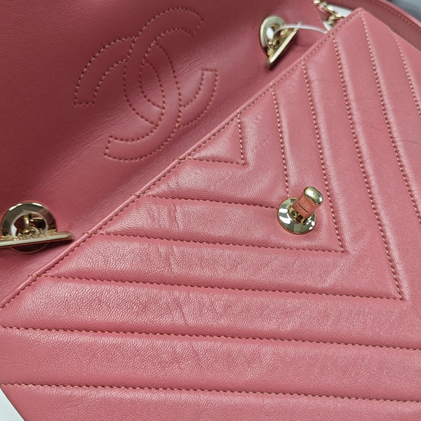 TRENDY CC Chevron Lambskin Pink