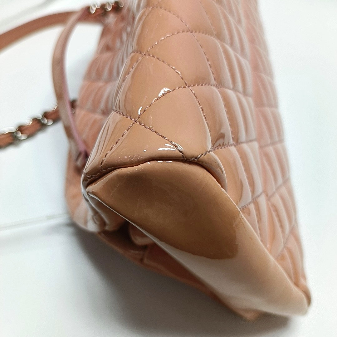 Authenticated pre-owned  JUST MADEMOISELLE Quilted Patent Leather Pink - Top Handle Bag at Looply