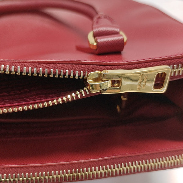 Galleria Medium Calfskin Red