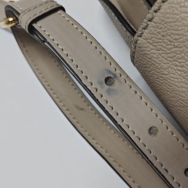 Buckle Calfskin Beige