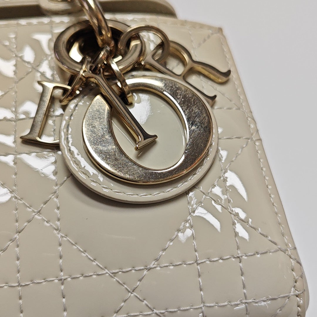 Lady D-Joy Super Mini Cannage Patent Leather White