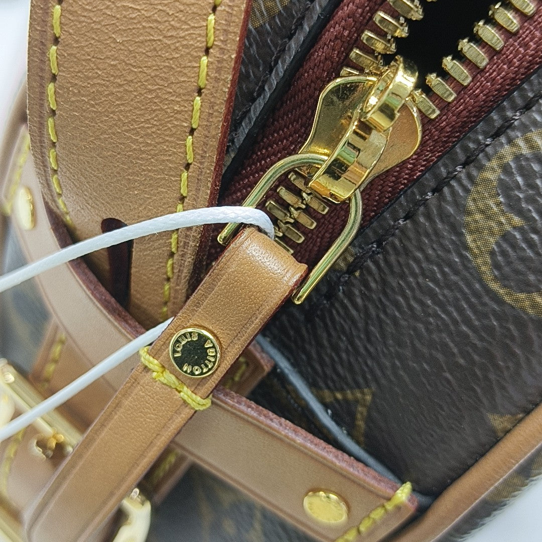BOITE CHAPEAU MM Monogram Coated Canvas Brown