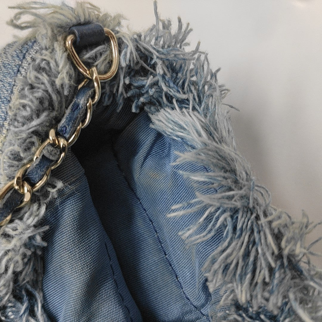 DRAWSTRING Quilted Denim Blue