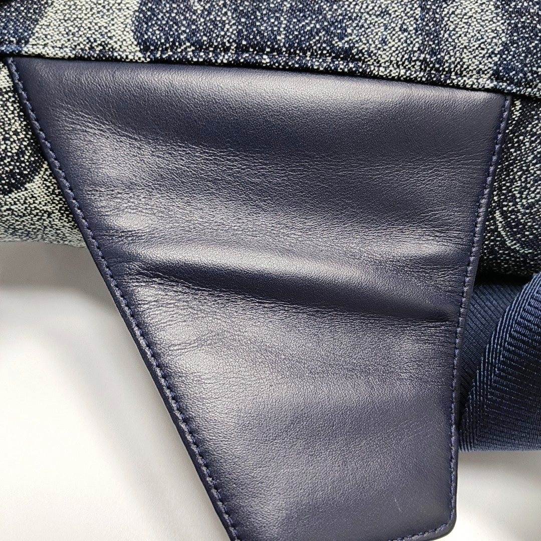 Saddle Fabric Black