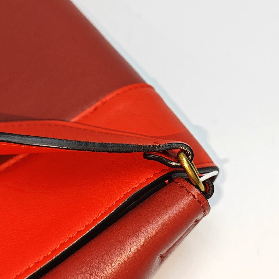 Authenticated pre-owned  FRAME Medium Calfskin Red - Shoulder Bag at Looply