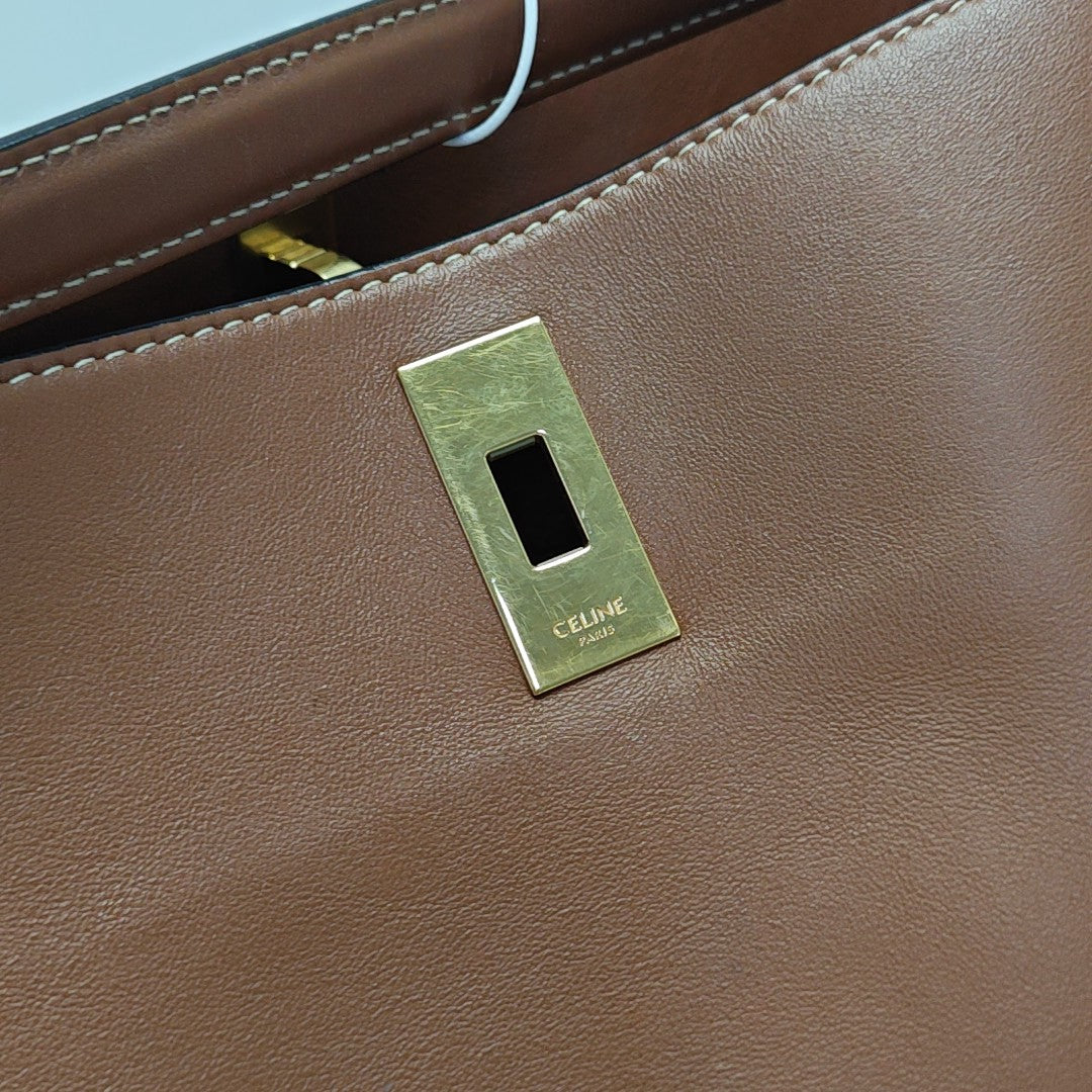 BUCKET 16 Calfskin Brown