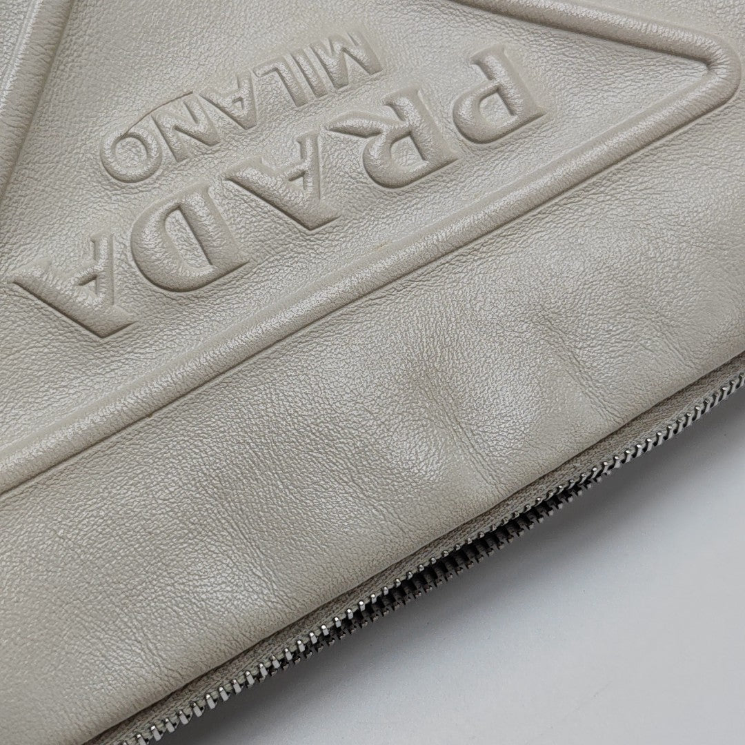 Triangle Calfskin White