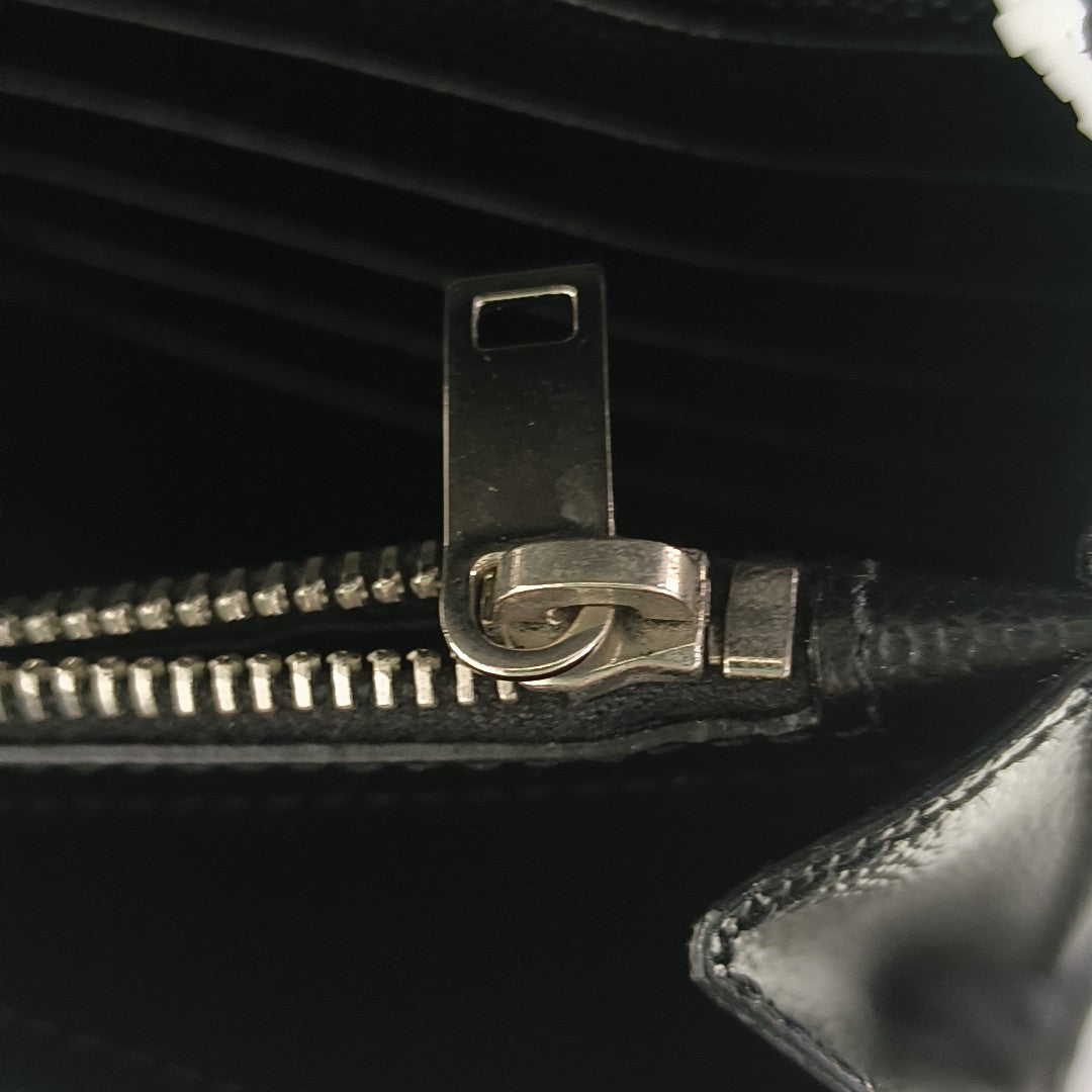 MONOGRAM Medium Chevron Calfskin Black