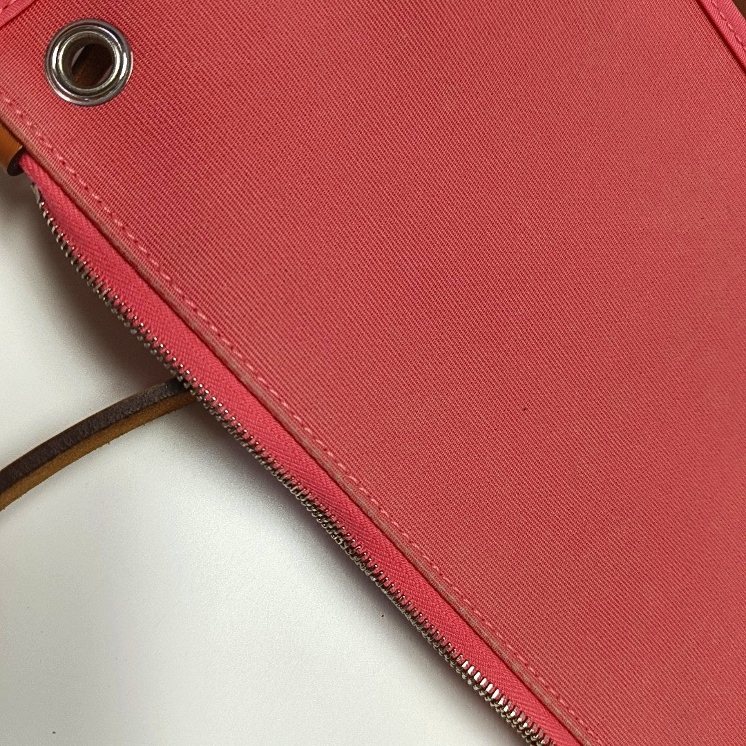 Authenticated pre-owned  Herbag 31 Canvas Pink - Shoulder Bag at Looply