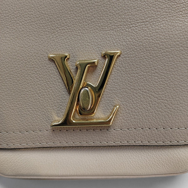 LOCKME TENDER Calfskin Beige