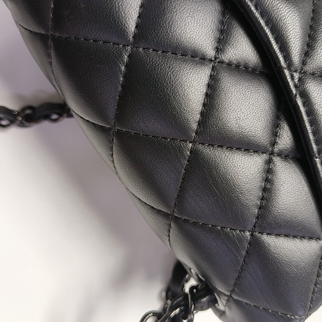 CLASSIC FLAP Mini Quilted Lambskin Black