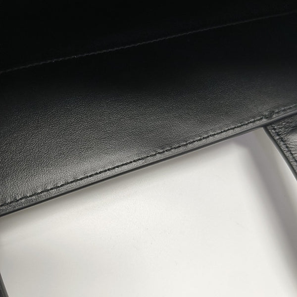 DUTY FREE North-South Calfskin Black