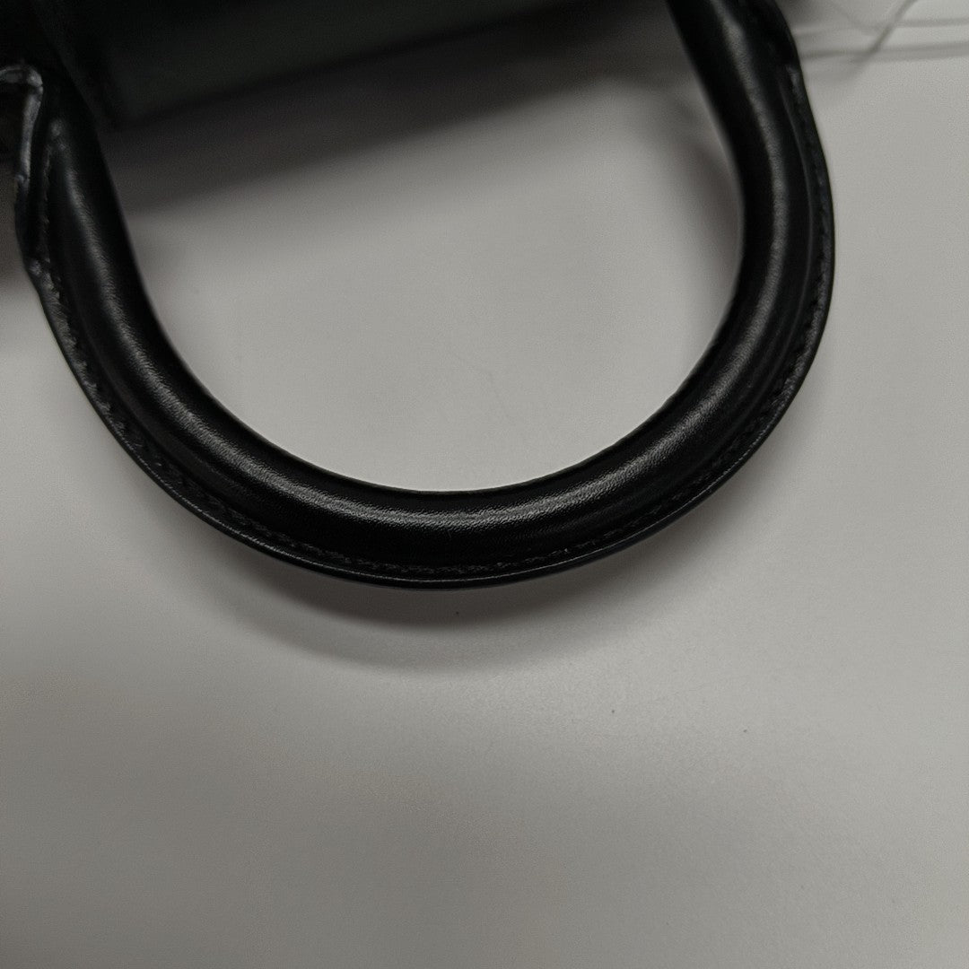 Hourglass S Calfskin Black