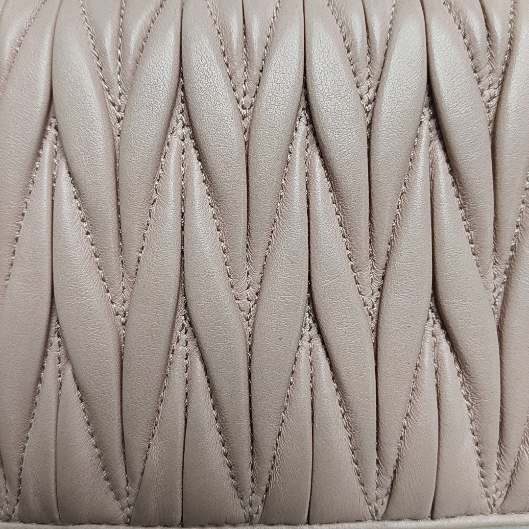 Quilted Lambskin Wallet Pink