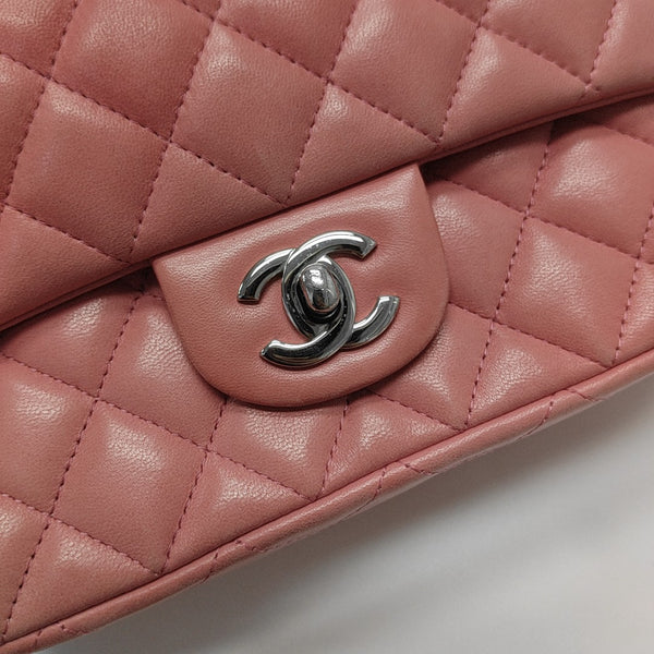 CLASSIC FLAP Mini Quilted Grained Calfskin Pink