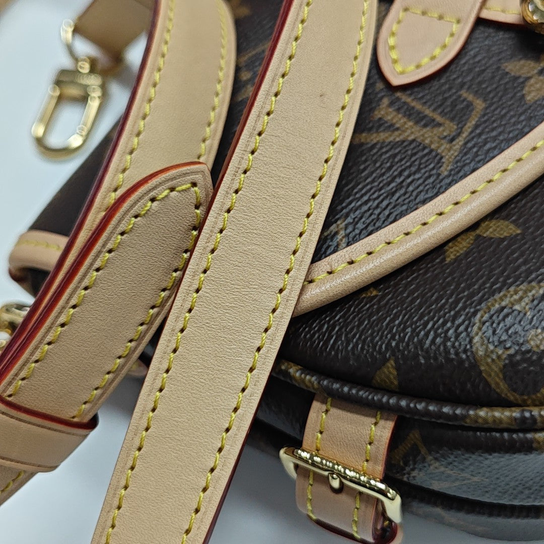 SAUMUR BB Monogram Coated Canvas Brown