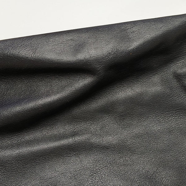 Flamenco Medium Calfskin Black