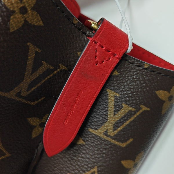 NÉONOÉ MM Monogram Coated Canvas Brown