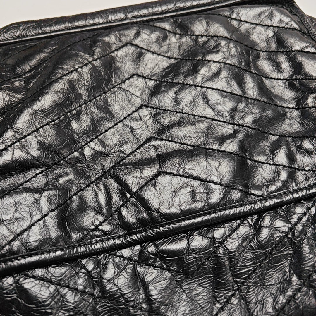 NIKI Large Chevron Calfskin Black