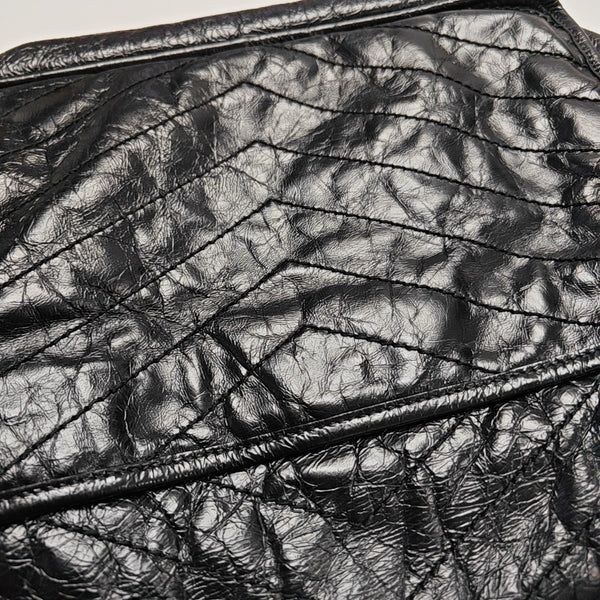 NIKI Large Chevron Calfskin Black