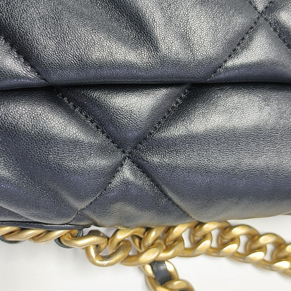 CHANEL 19 Small Quilted Lambskin Black