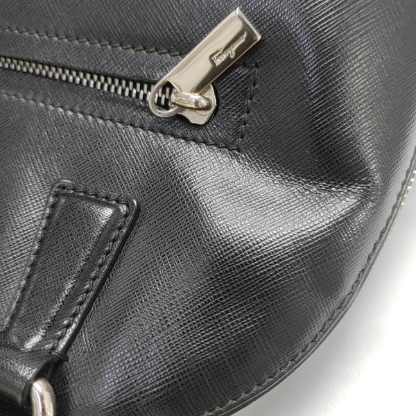 Darina Calfskin Black