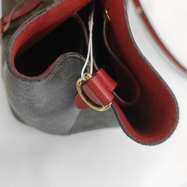 NÉONOÉ MM Monogram Coated Canvas Brown