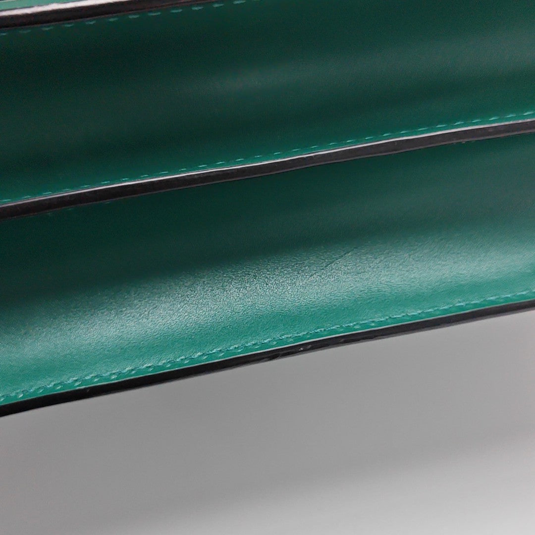 SERPENTI FOREVER Medium Calfskin Green