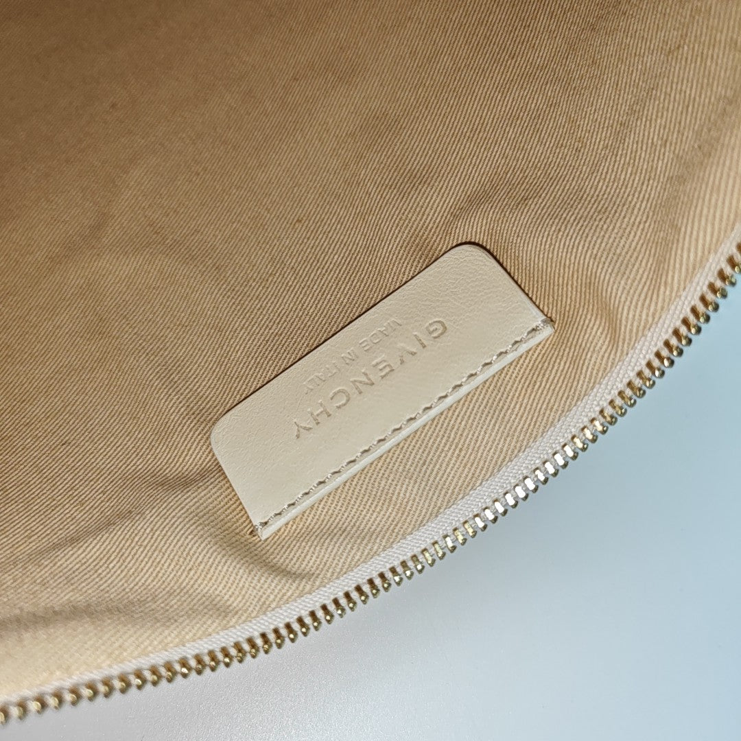 Canvas Clutch White