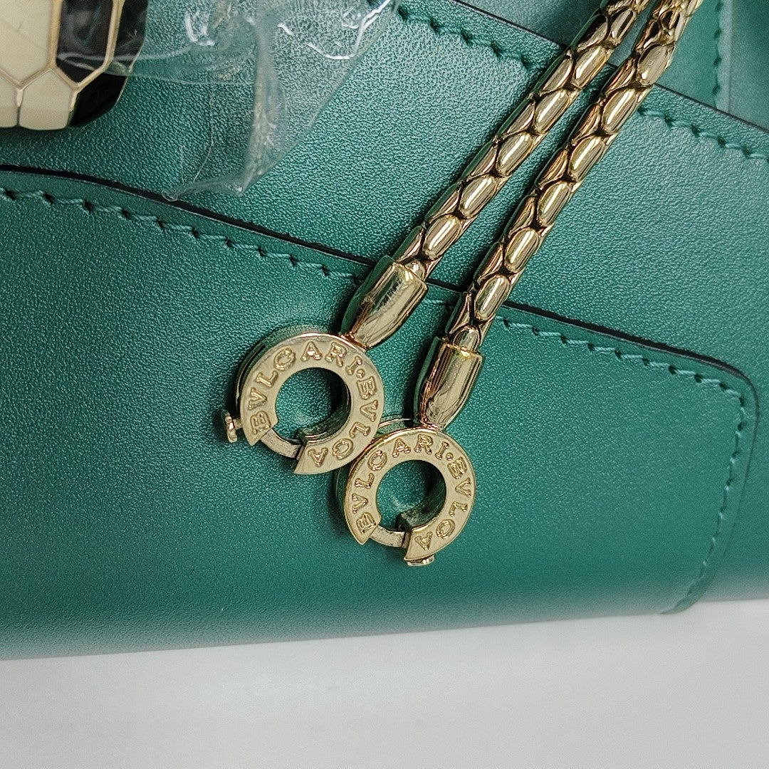 SERPENTI FOREVER Quilted Calfskin Green