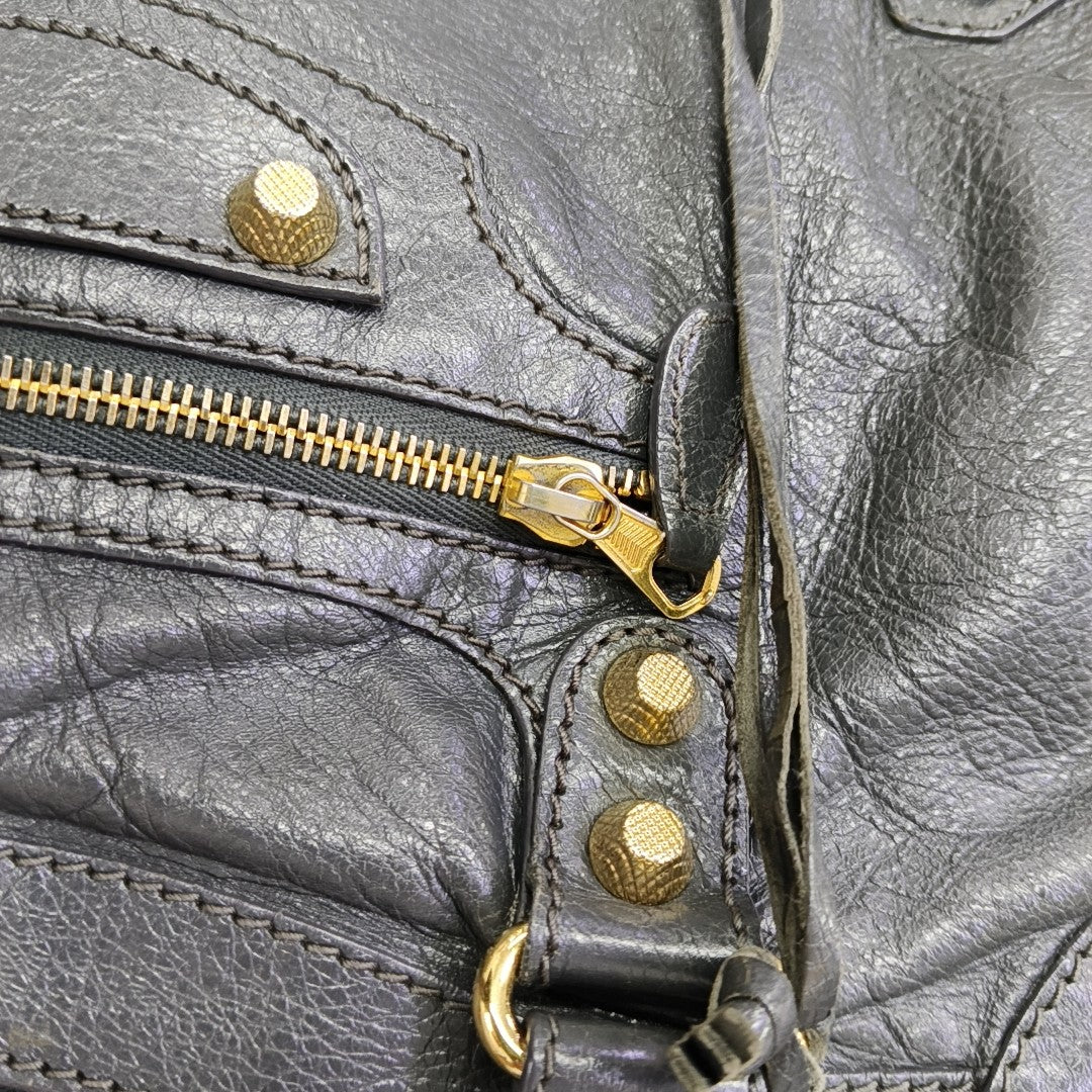 Classic City Medium Lambskin Gray
