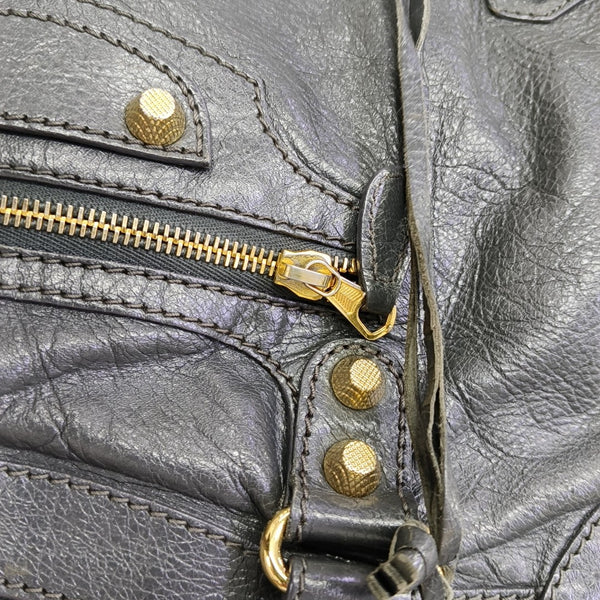 Classic City Medium Lambskin Gray