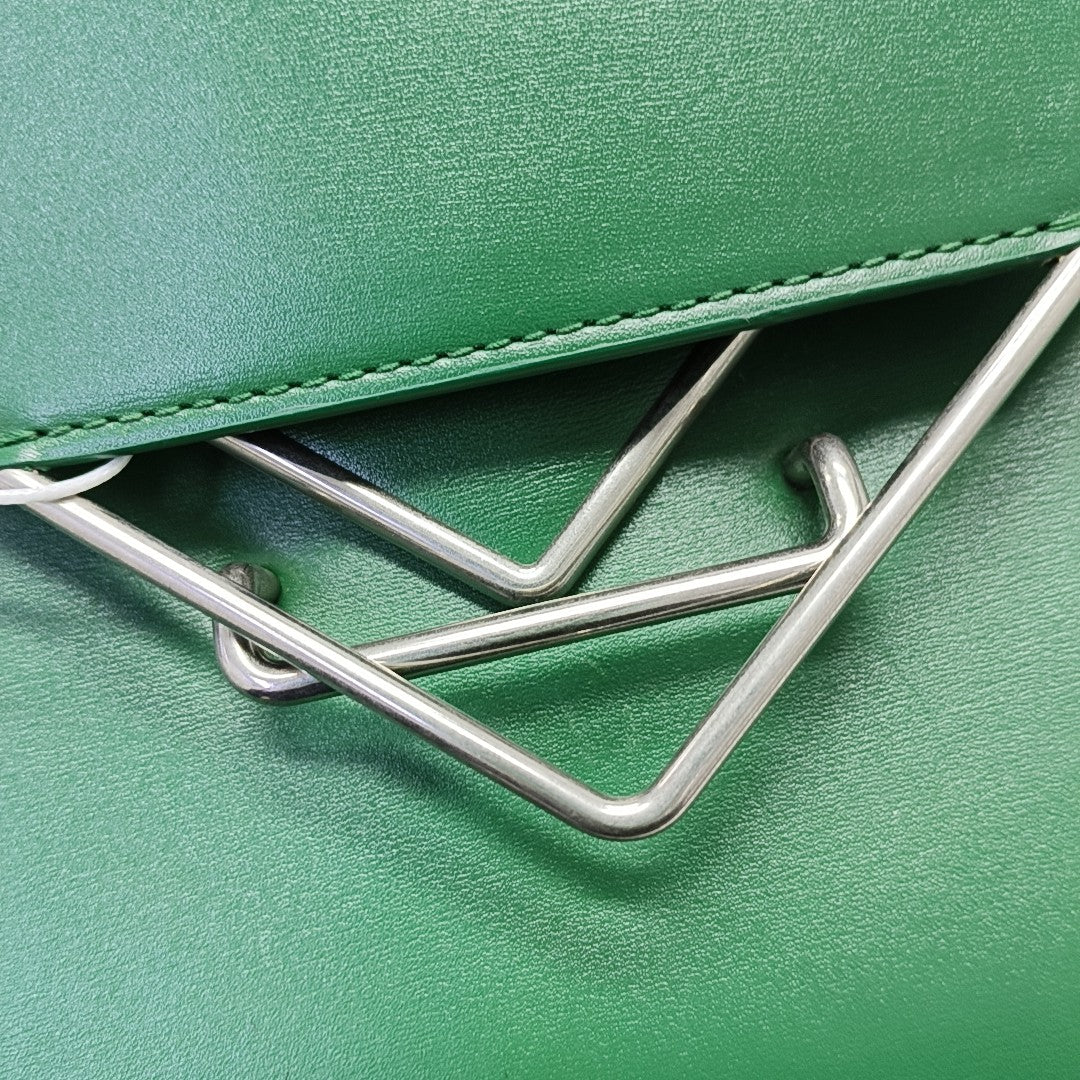 The Clip Calfskin Green