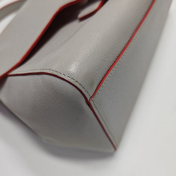 Le Mutin Calfskin Gray