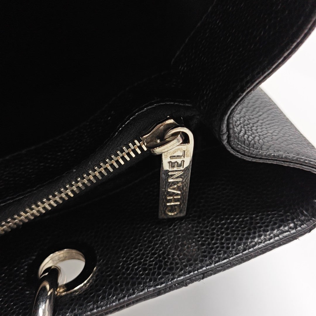 CHANEL GST Large Quilted Grained Calfskin Black