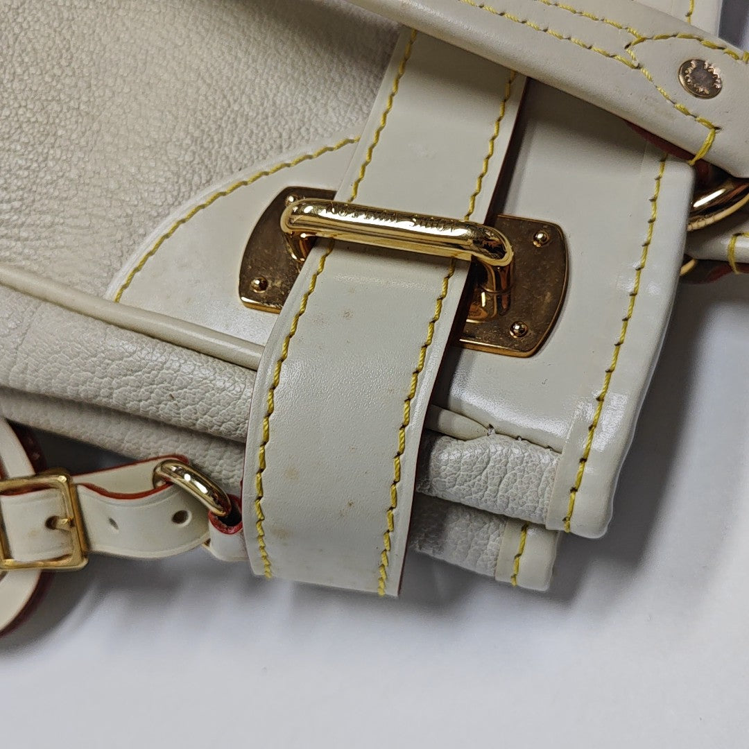LE MAJESTUEUX Calfskin Beige
