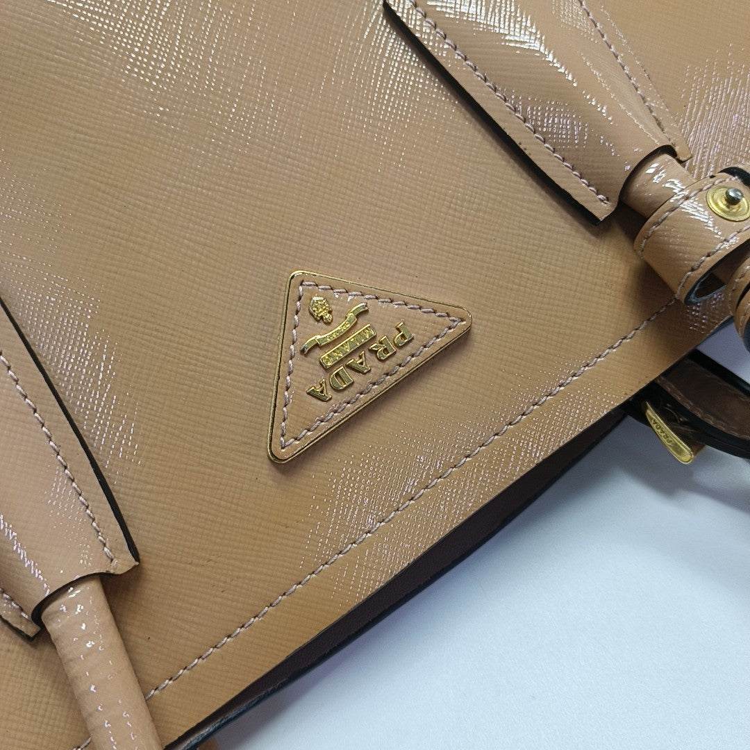 Double Saffiano Calfskin Brown